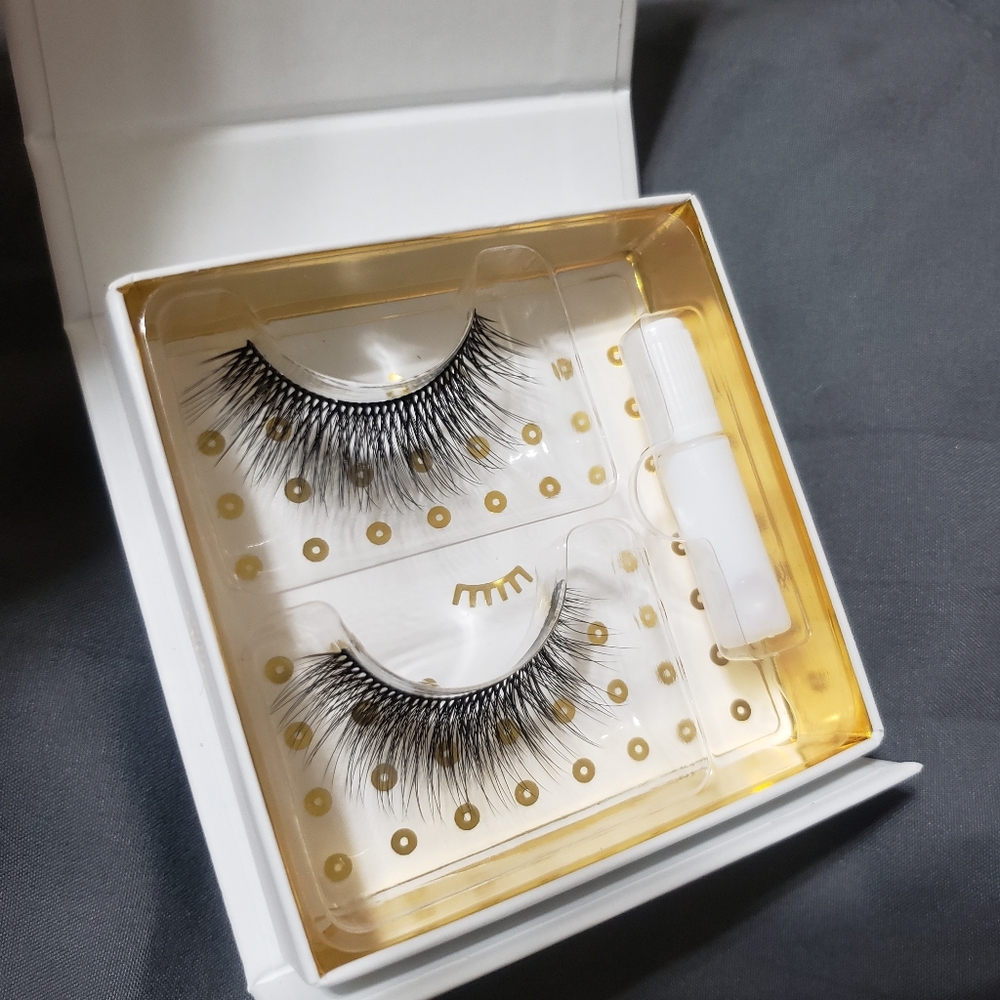 Battington Beauty Lashes *Harlow*
